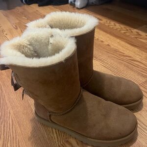 Bailey Bow Uggs